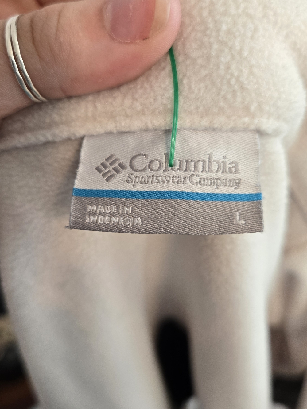 Columbia Two-Tone Fleece Jacket - Cream & Dark Gray - Picture 3 of 4